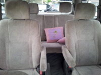 Estima interior 2001 rear seat.jpg