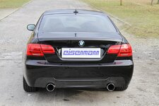 76656_7_BMW_E92_335i_Rueckansicht_frontal2.jpg