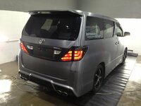 this-toyota-vellfire-looks-like-a-yakuza-minivan-photo-gallery_10.jpg