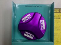 HKS_Oil_Cap_2_.jpg