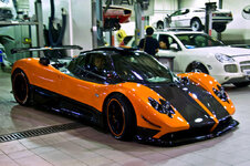 orange-pagani-zonda--1_800x0w.jpg