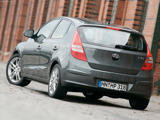 Hyundai-i30_2008_rear.jpg