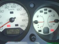 pic 2 - fuel  needle after 89km drive.JPG