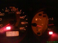 pic 3 - fuel  needle after reached melaka.JPG